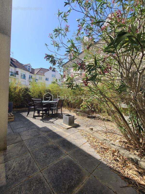 Appartement à EPINAY-SUR-ORGE