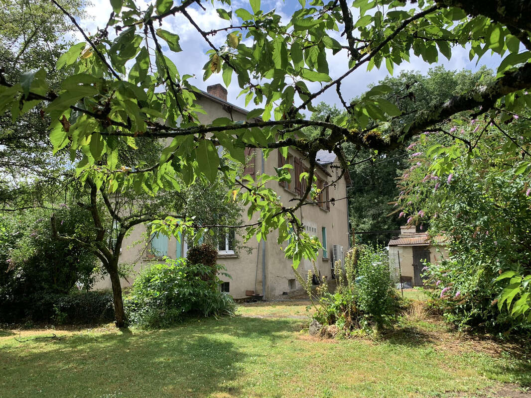 Maison à SAINT-GAULTIER