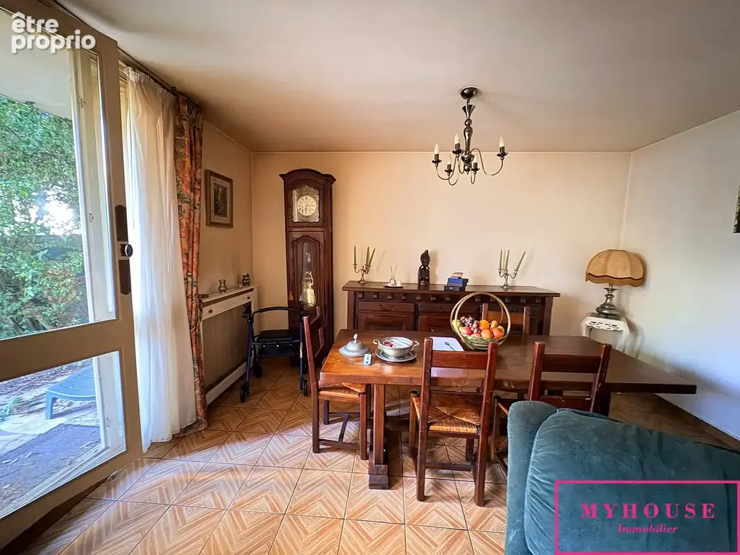 Quartier metro appartement 4 pieces 81m2 + jardin 110m2 - photo 2