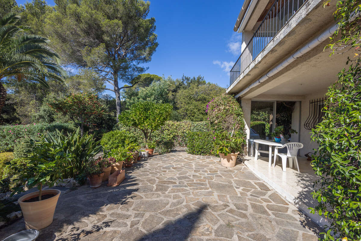 Maison à LA CROIX-VALMER