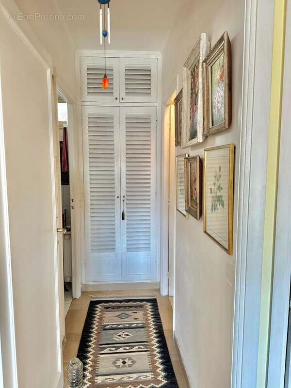 Couloir  - Appartement à VILLEFRANCHE-SUR-MER