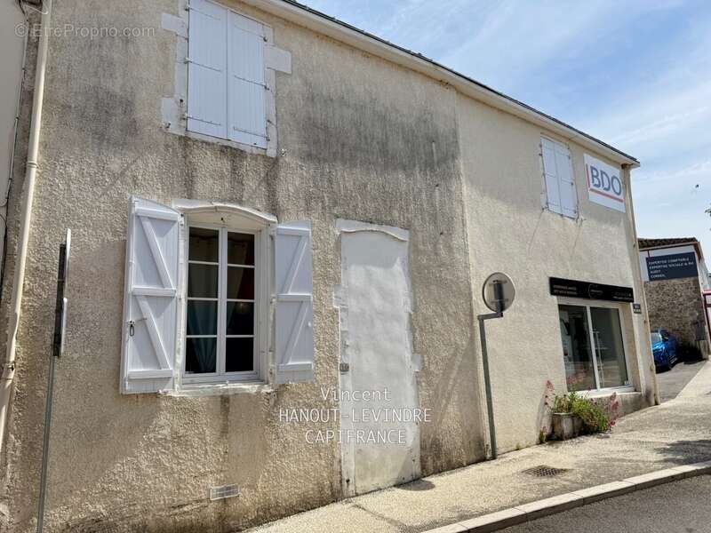 Appartement à TALMONT-SAINT-HILAIRE