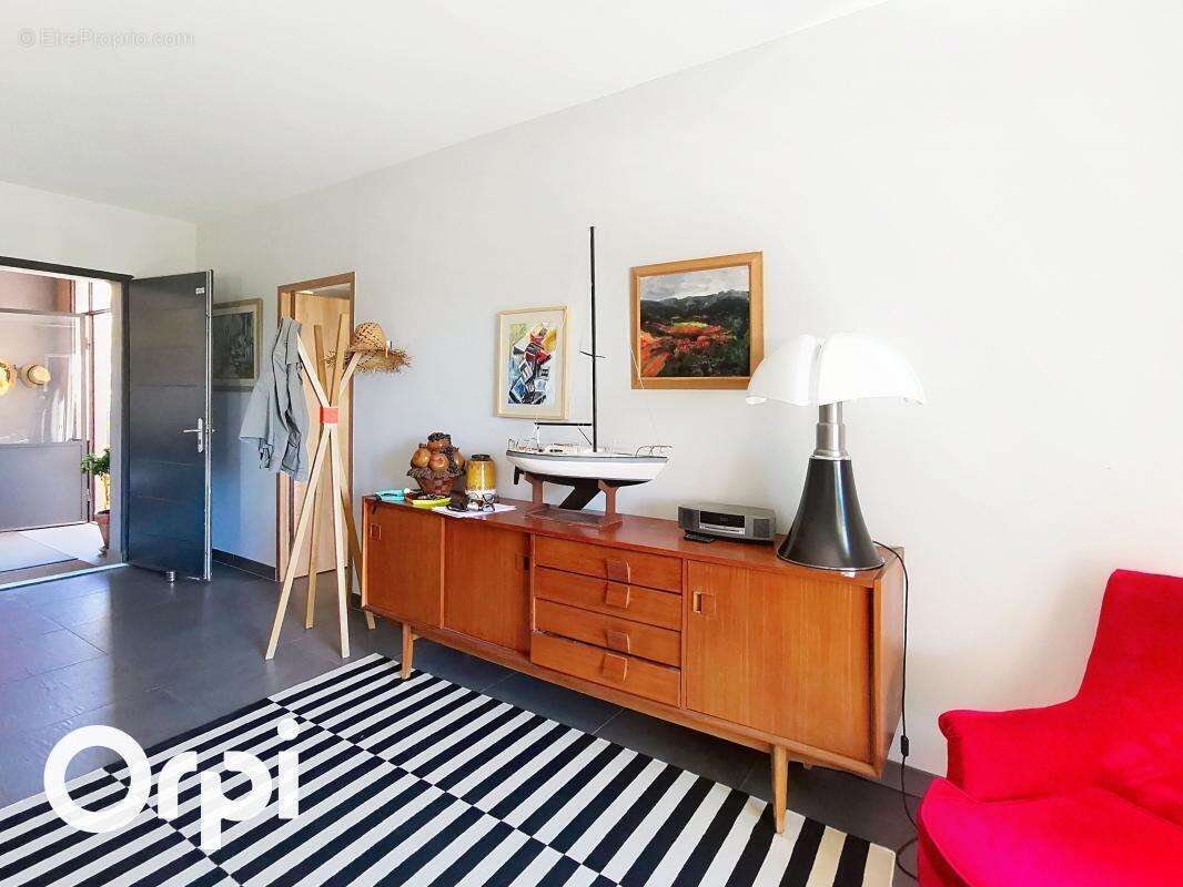 Maison à LA CADIERE-D'AZUR