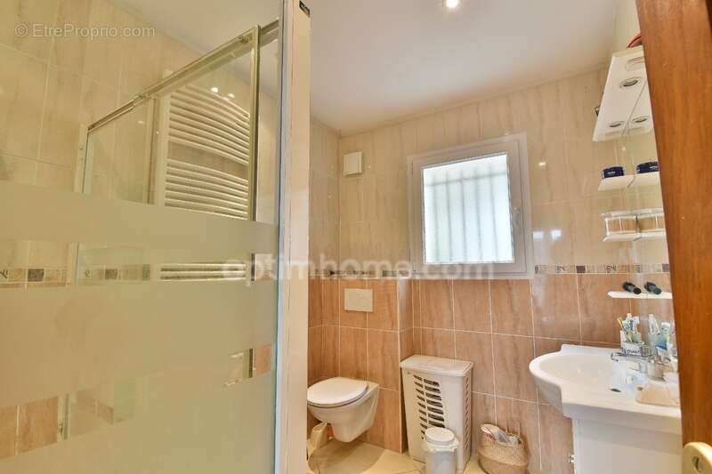 Maison à LE NEUBOURG