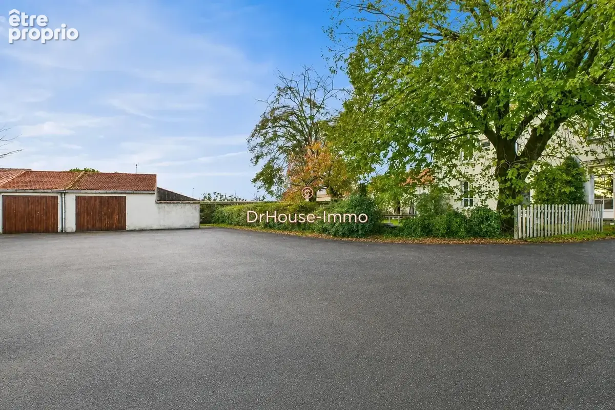 Maison 7 pièces 138 m² à vendre à Nalliers (85370) - photo 2