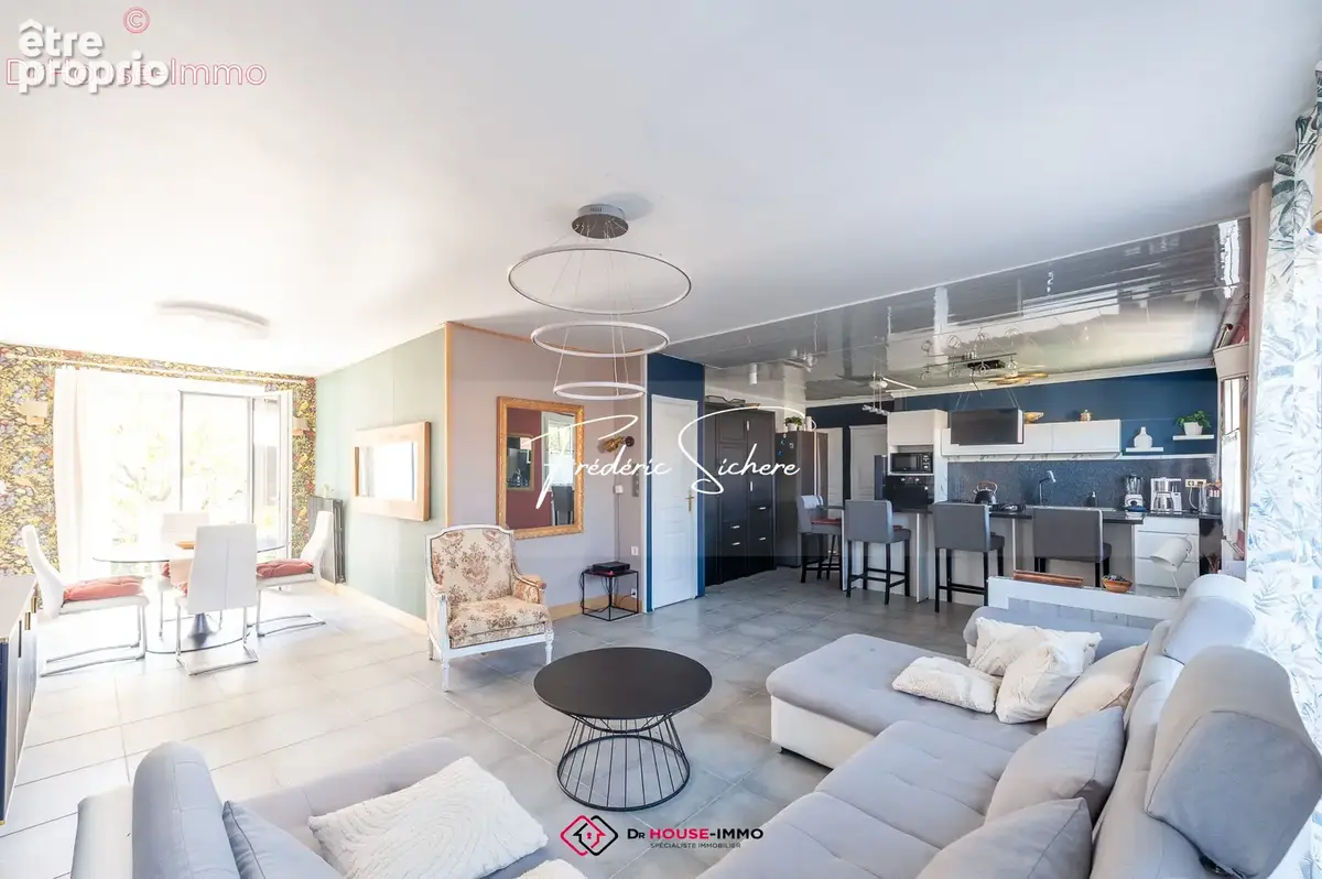 Maison 139 m² à La Jarrie  - photo 20