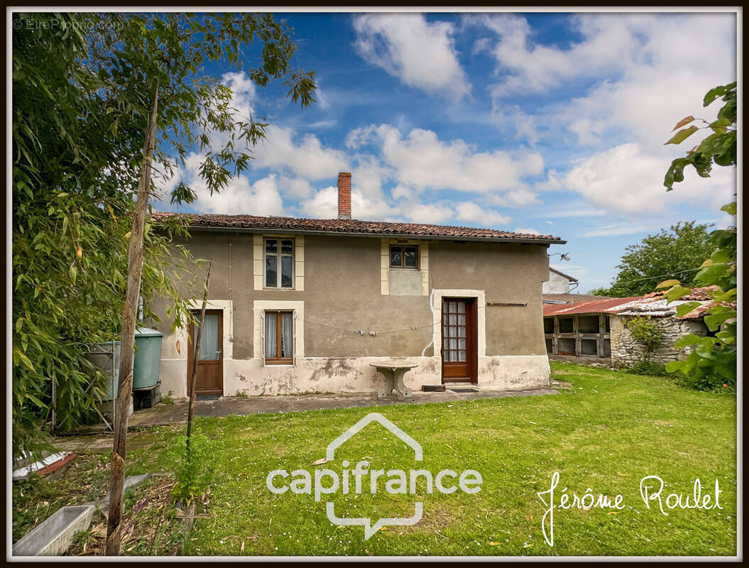Maison en pierre à vendre 5 pièces 3 chambres Dépendances Terrain 1,5 ha Champigny-En-Rochereau (86) - photo 20