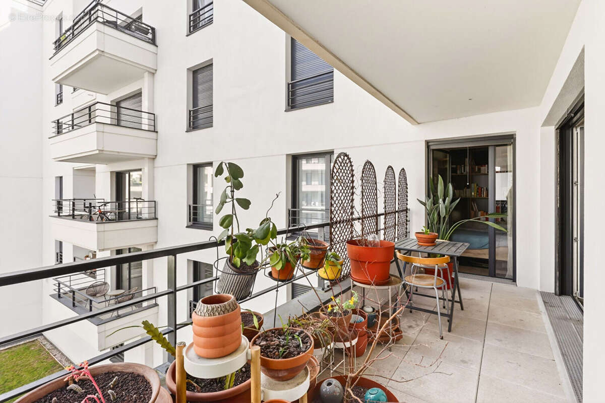 Appartement à COLOMBES