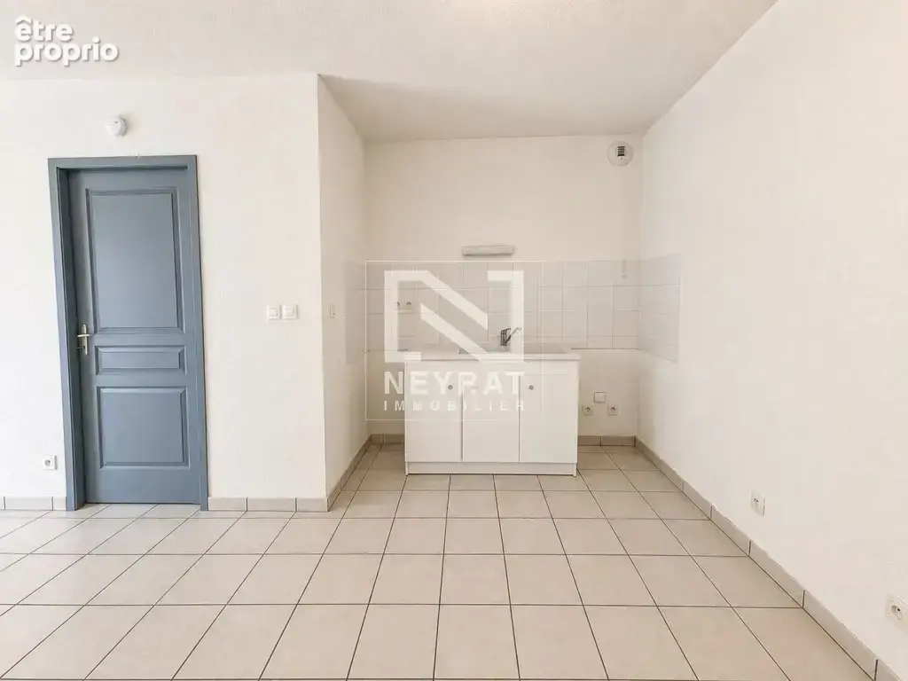 Type 2 - 37.65 m² - 52 000€ - Le Creusot - photo 4