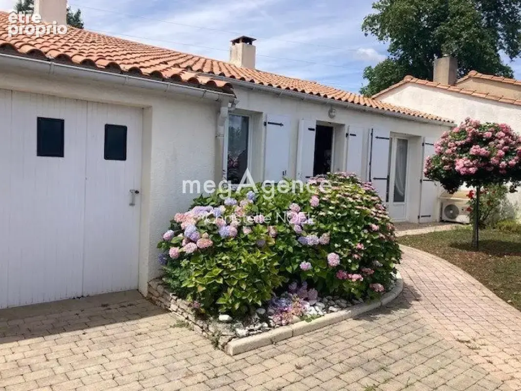 Centre de Luçon,maison de plain pied,3 chambres,garage - photo 2