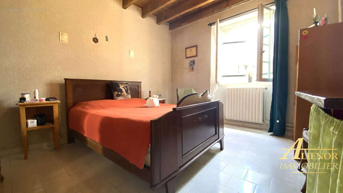 Maison à rénover avec dépendance entre Brantôme et Bourdeilles (24310) - photo 8