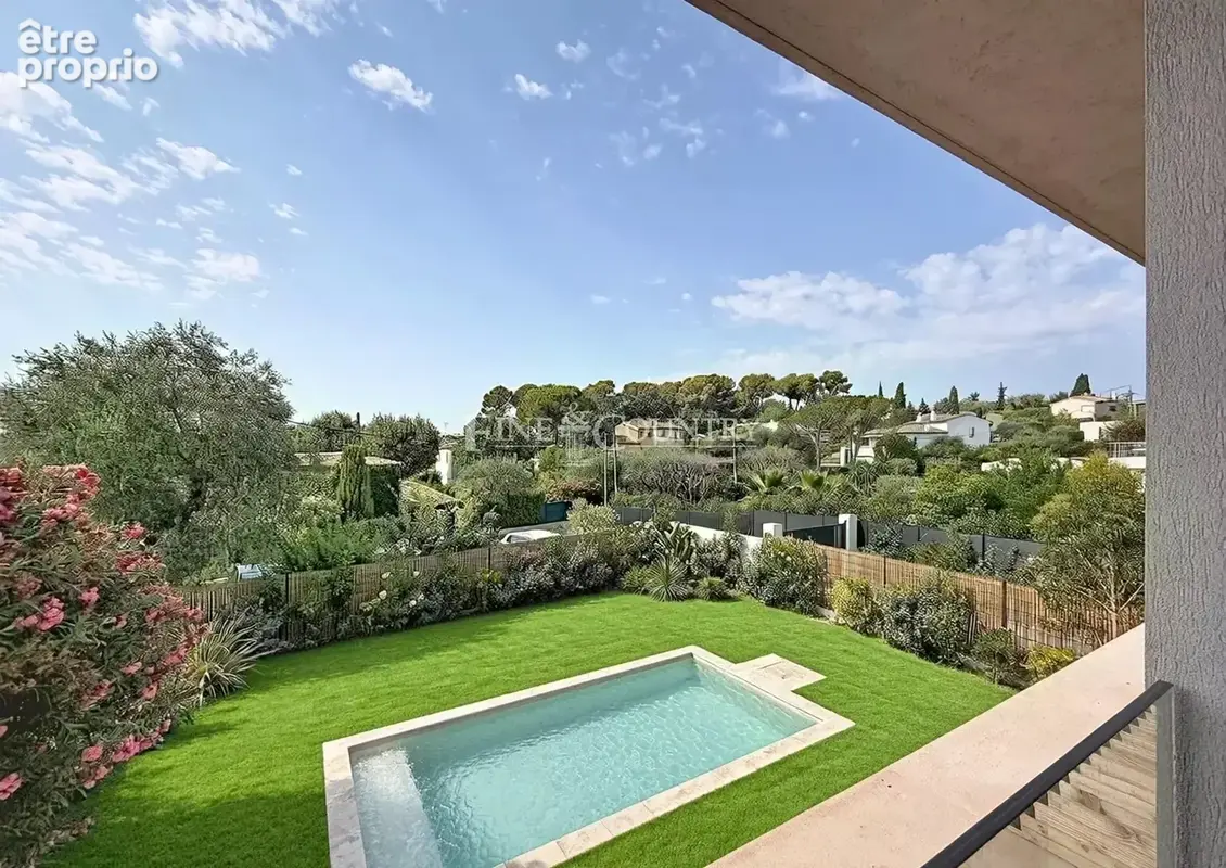 Villa à Vendre à Mougins in domaine privée - photo 2