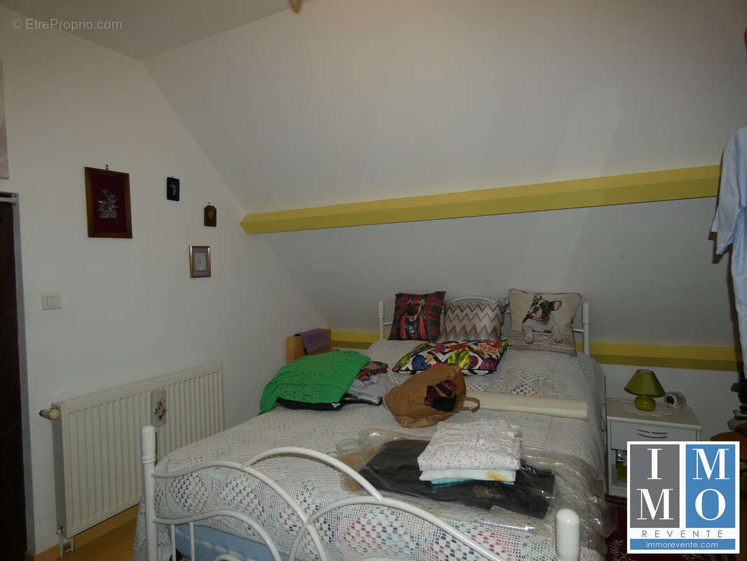 Maison à SAINTE-SOLANGE