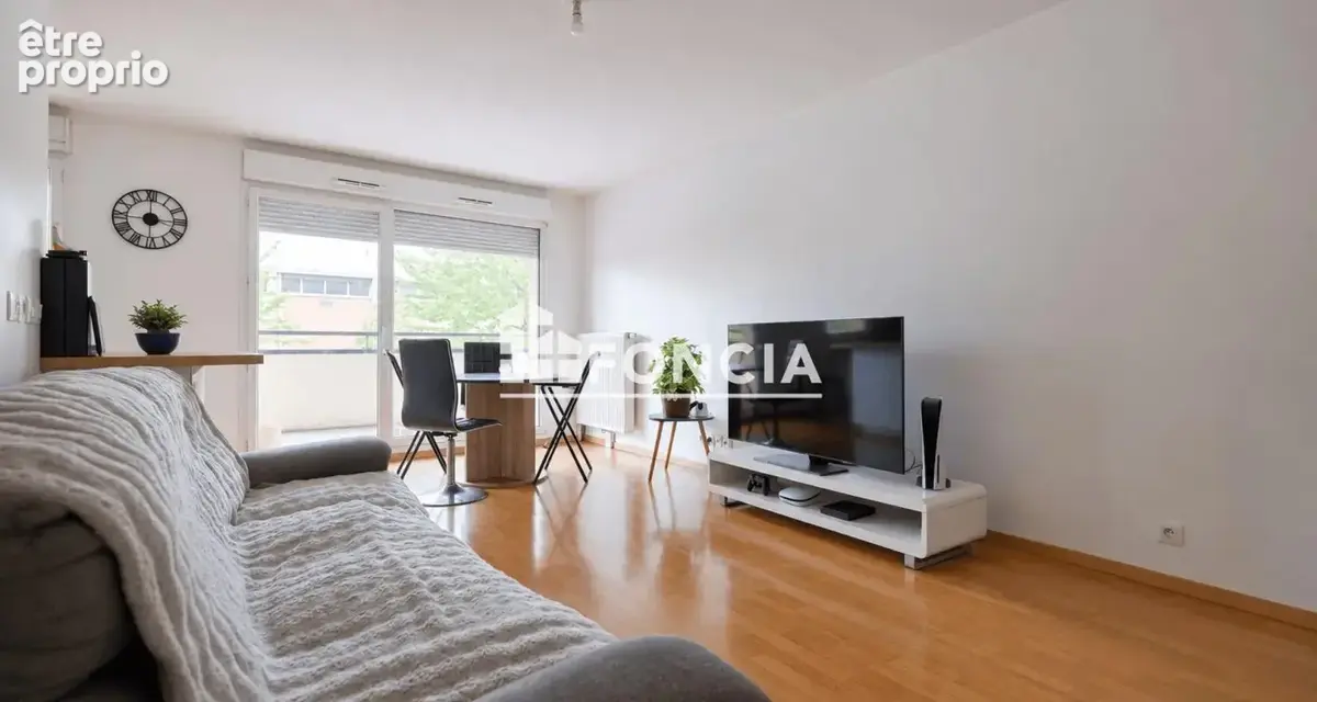 Photo Appartement à Saint-Pierre-Du-Perray au prix de 199 000€