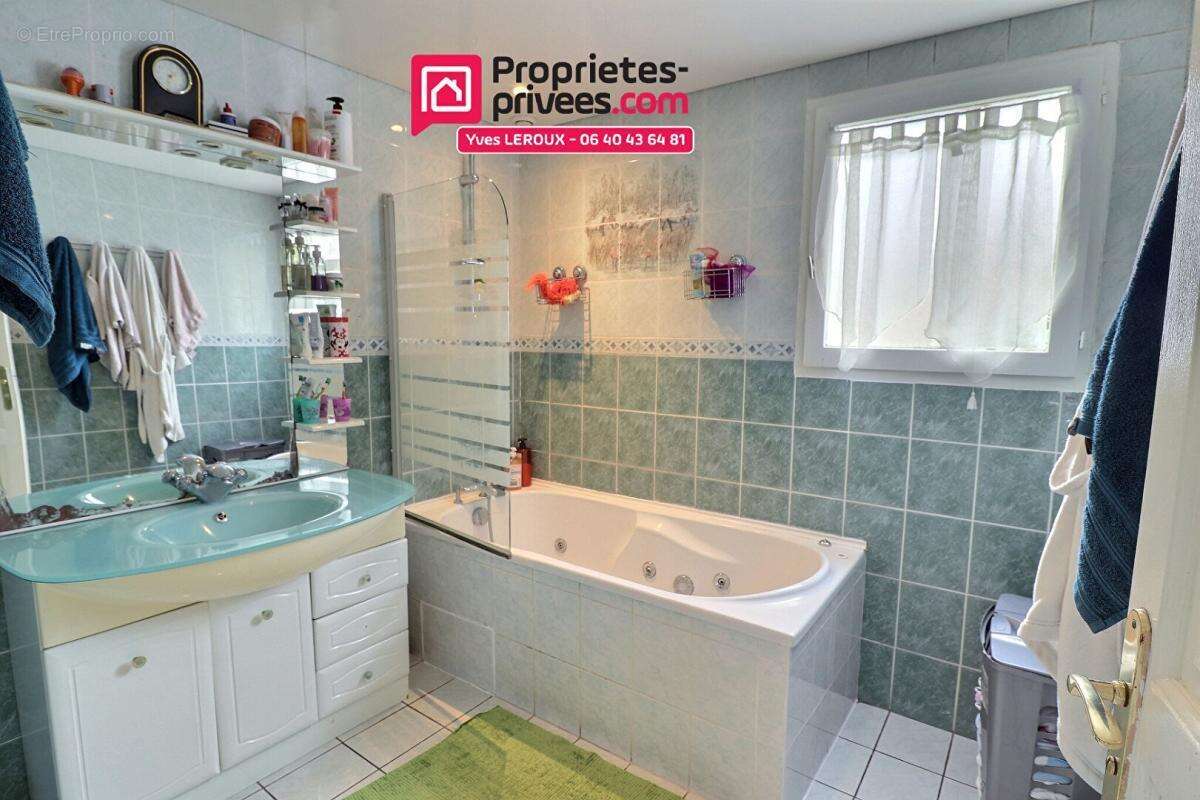 Maison à SAINT-PIERRE-EN-FAUCIGNY