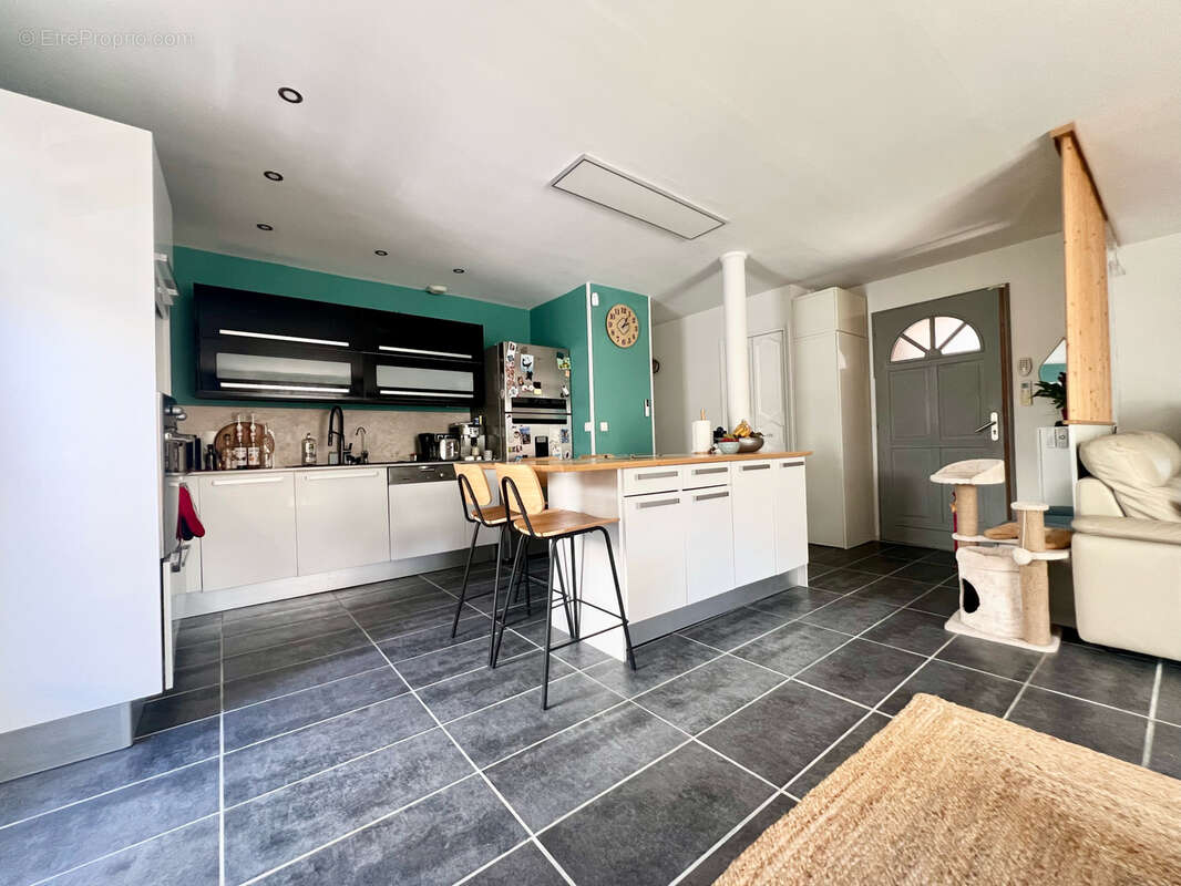 Maison à ROQUEVAIRE