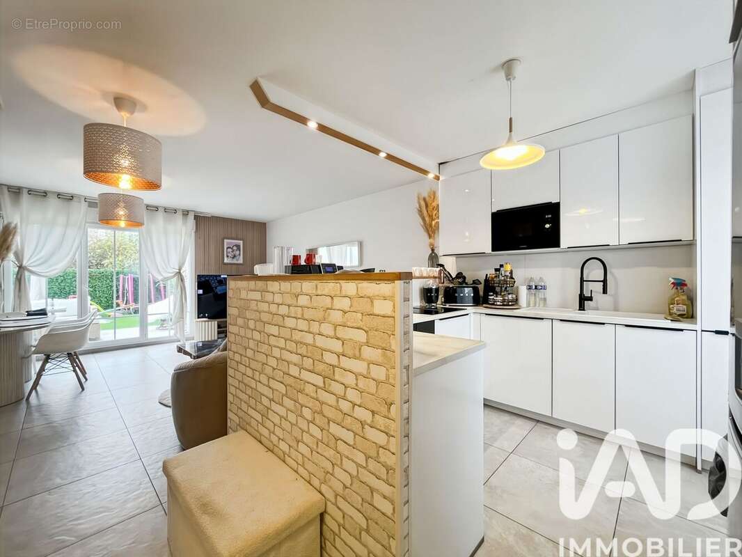 Photo 4 - Maison à EVRY-GREGY-SUR-YERRE