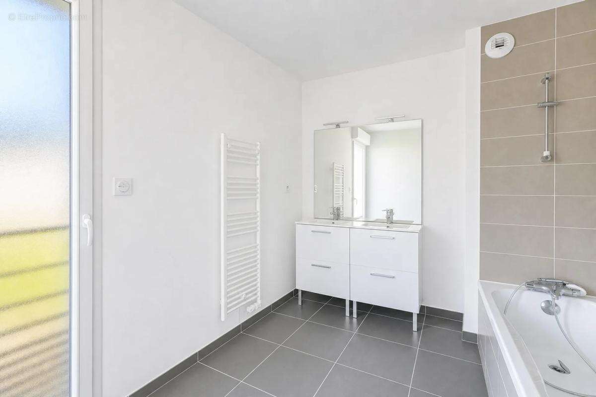 Duplex contemporain loué avec terrasse sud - Chambray - photo 12