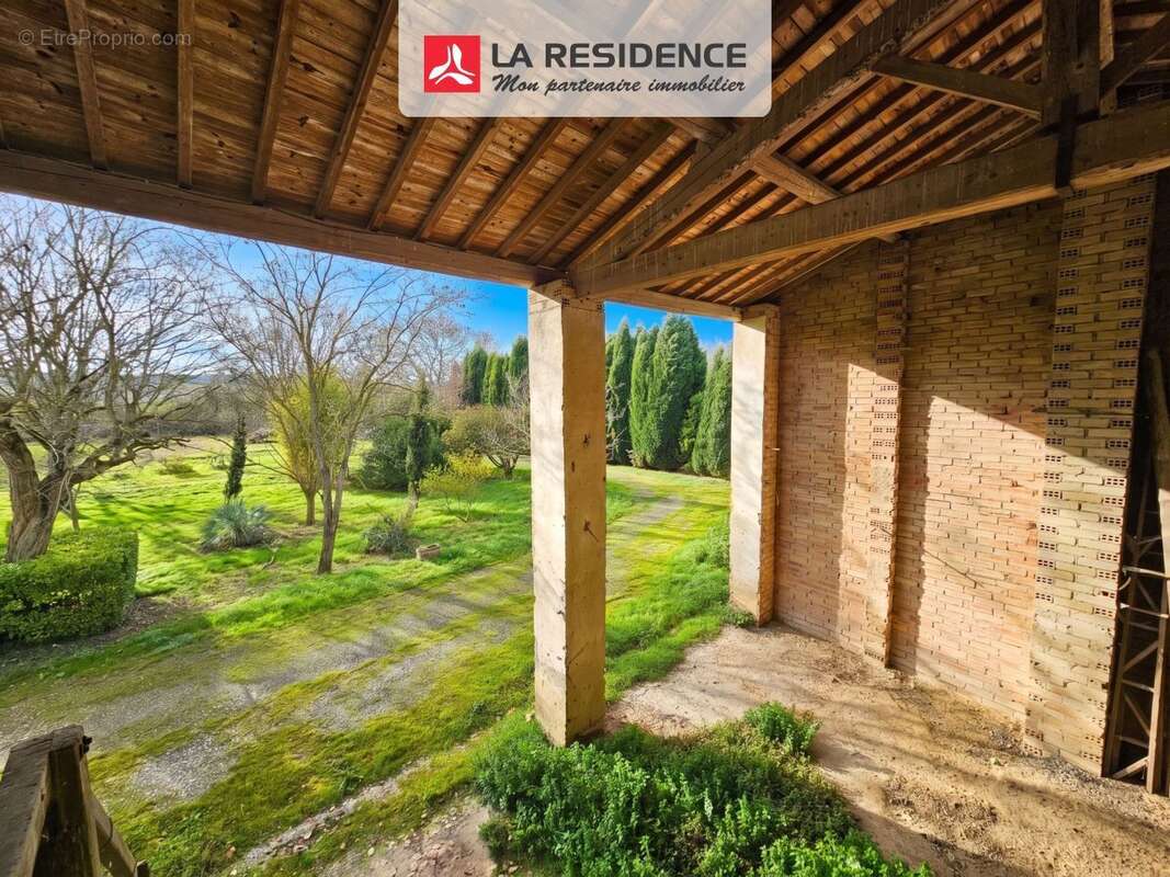 Maison 392 m² à Castelnaudary  - photo 2