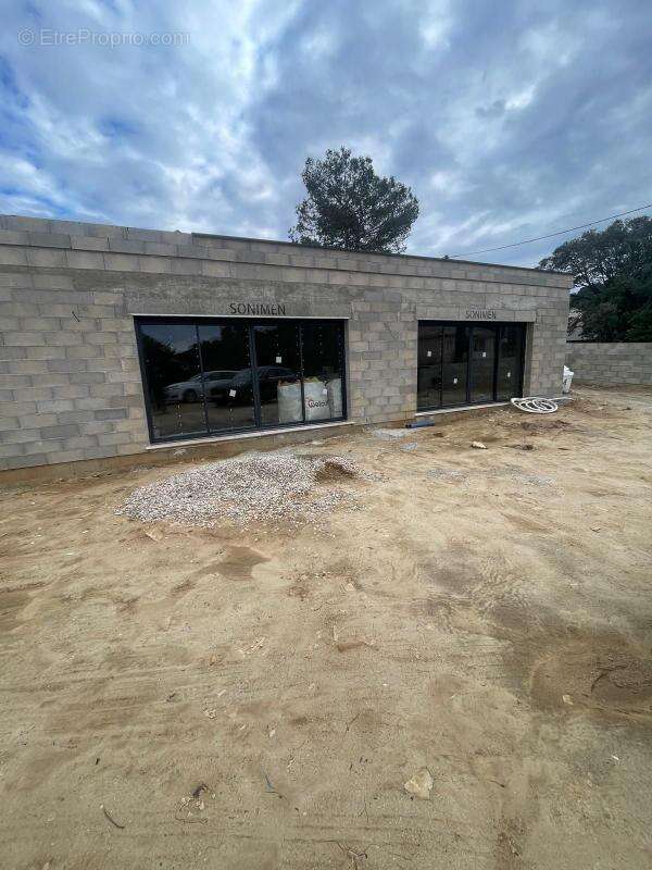 Maison à BAGNOLS-SUR-CEZE