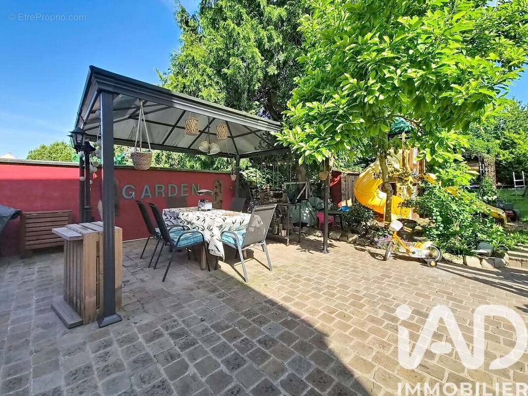 Photo 1 - Maison à ARPAJON