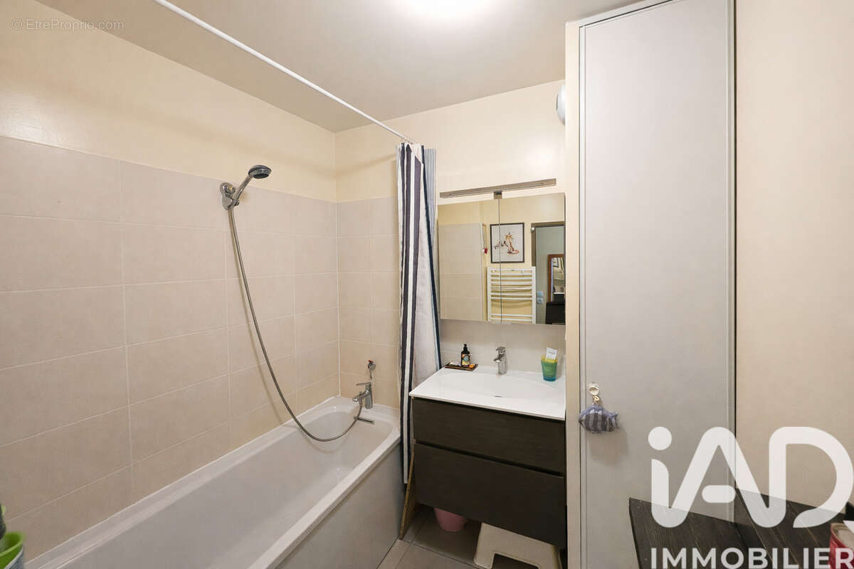 Photo 8 - Appartement à MARCQ-EN-BAROEUL