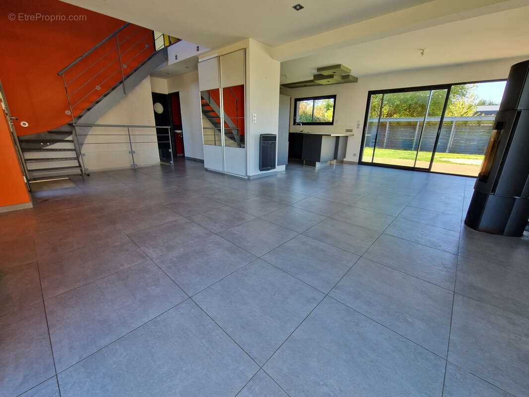 Maison à GUIGNEMICOURT