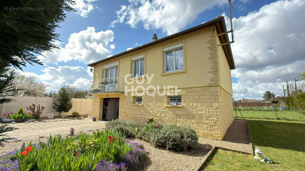 Maison à EZY-SUR-EURE