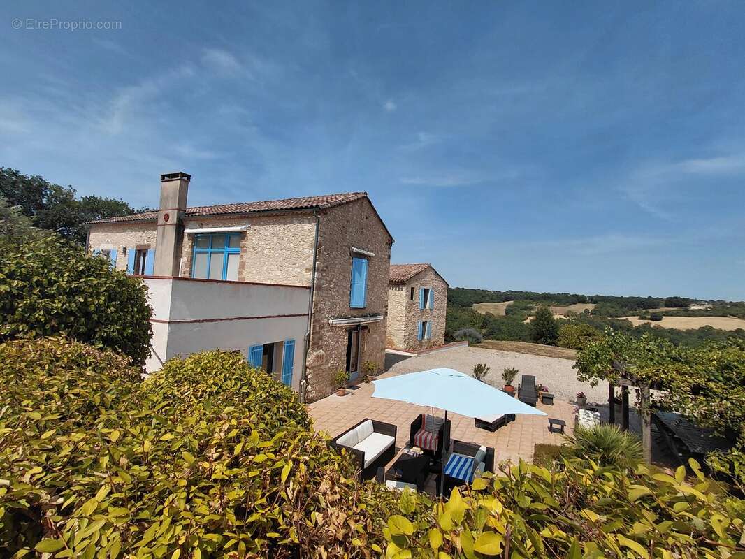 Deux maisons de caractère près de Cordes-sur-Ciel avec piscine et vues panoramiques - photo 15
