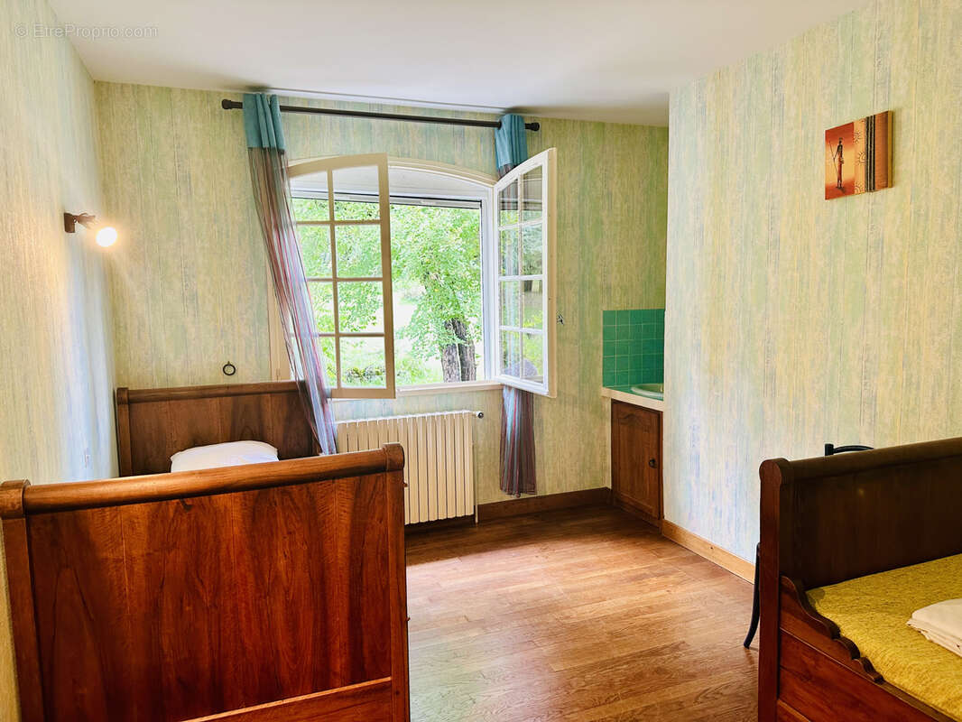 Maison à TOUR-DE-FAURE