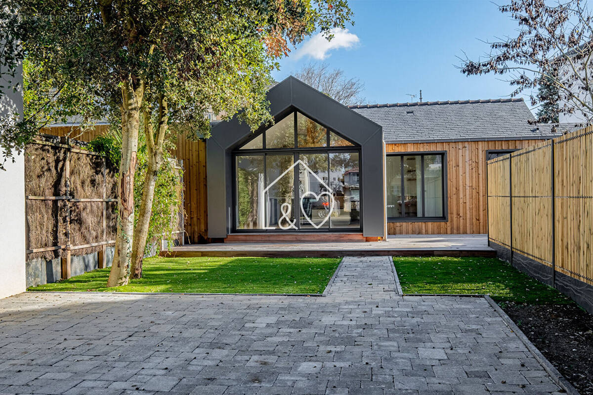 Maison à LE POULIGUEN