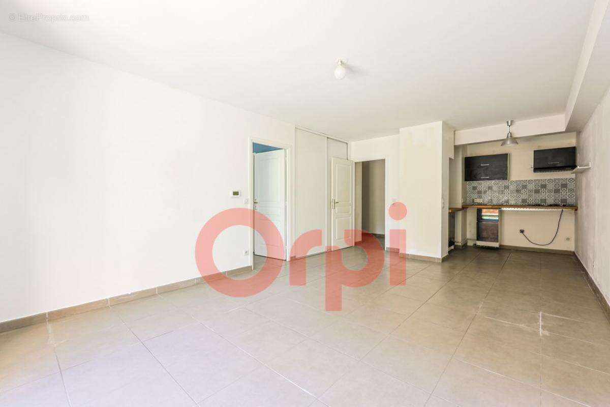 Appartement à NEUILLY-PLAISANCE