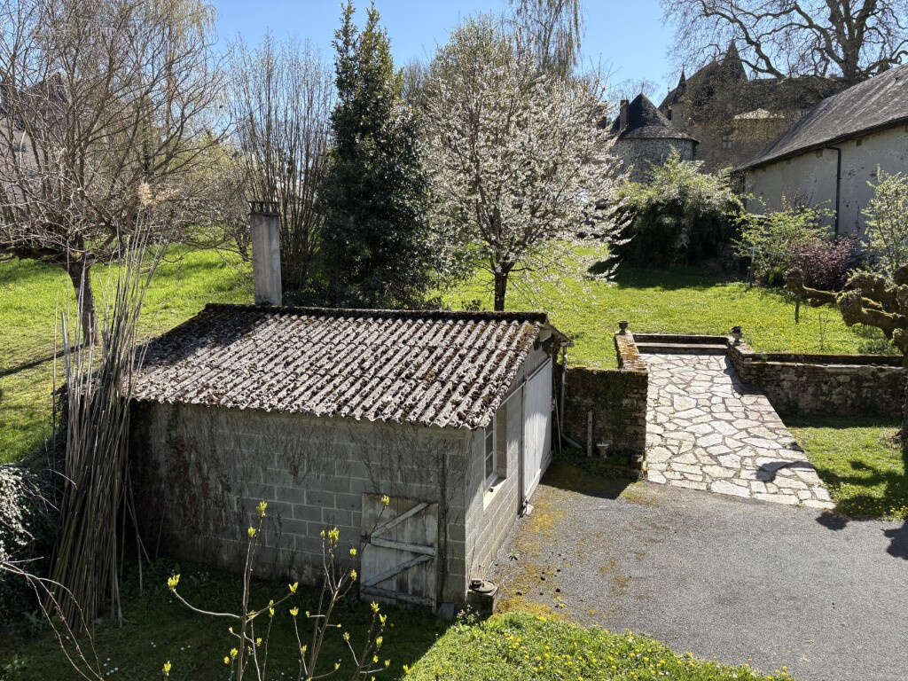 Maison à ARNAC-POMPADOUR