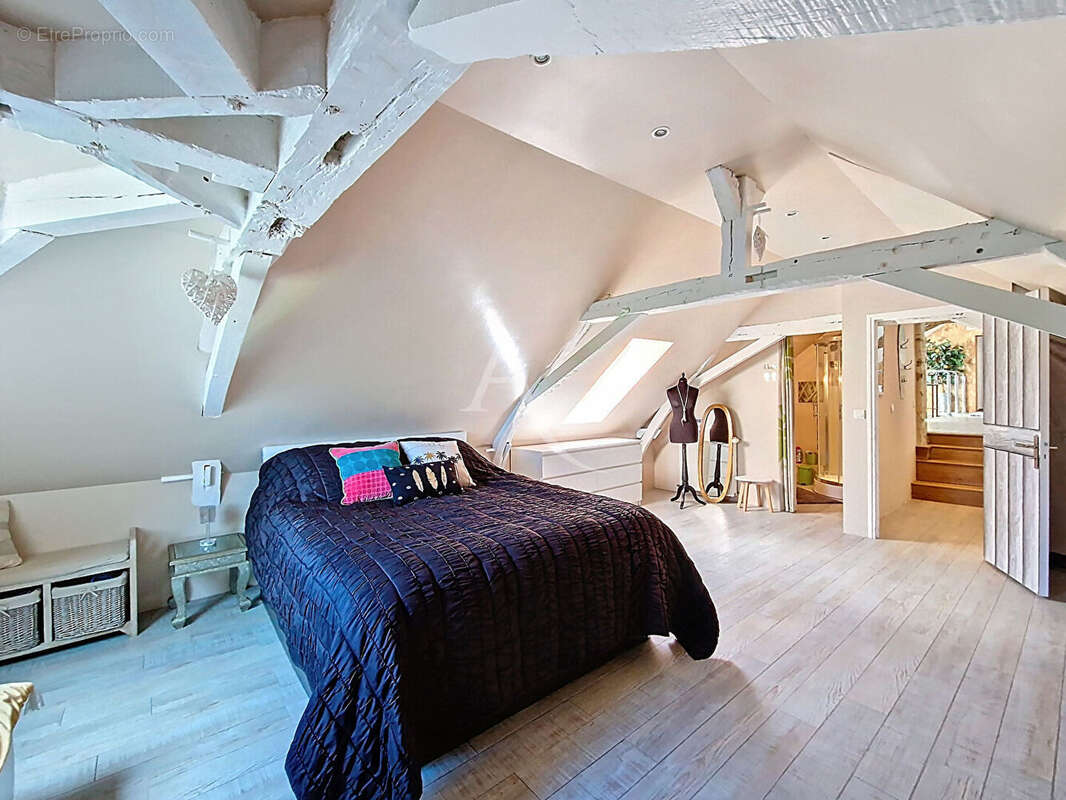 Maison à LA JAILLE-YVON