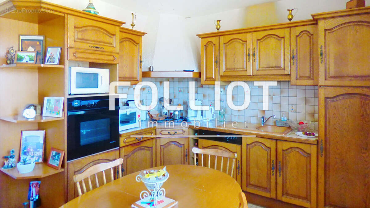 Maison sur sous-sol complet A Vendre En Viager Occupé - photo 3