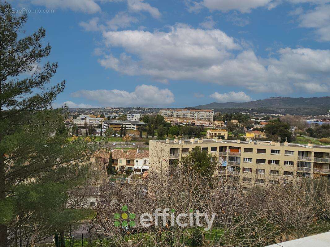 Appartement à MARSEILLE-13E