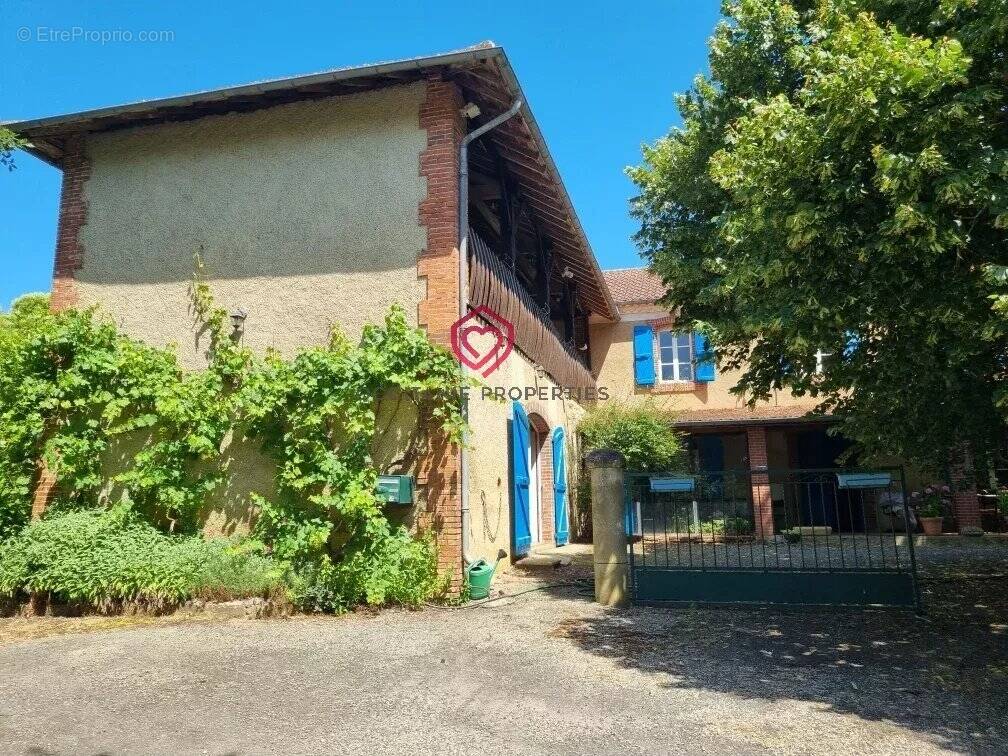 Maison à MIRANDE