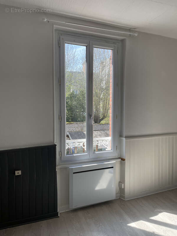 T2 - Centre ville de Marines - photo 3