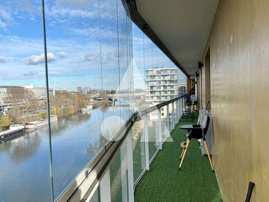 Appartement à L'ILE-SAINT-DENIS