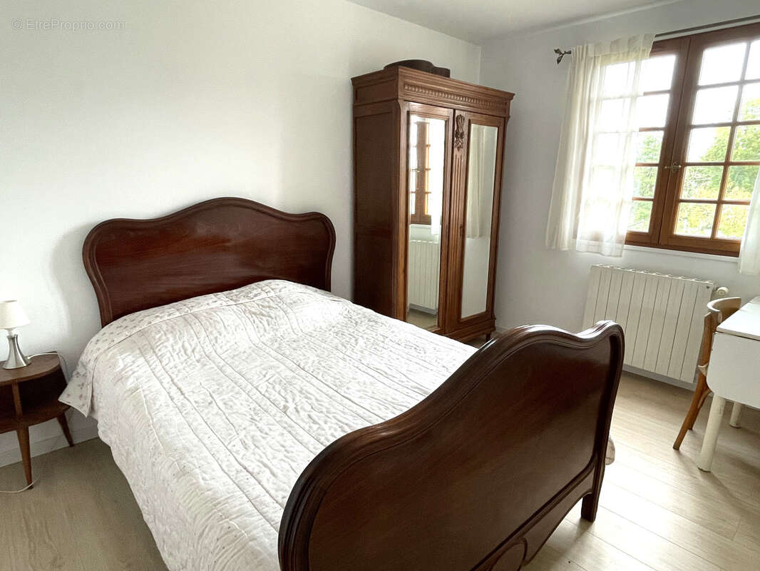 Maison à SAINT-DENIS-DES-PUITS