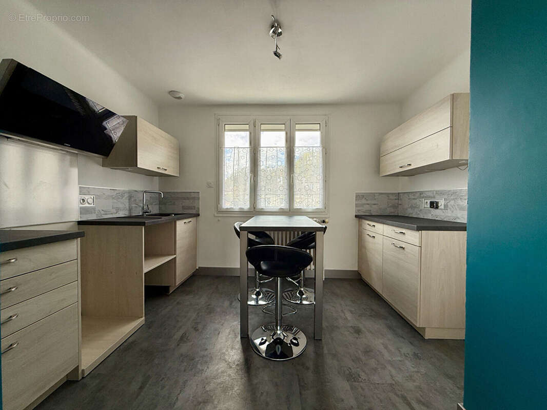 Maison à LONS-LE-SAUNIER