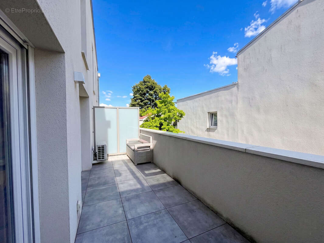 Appartement à VENISSIEUX