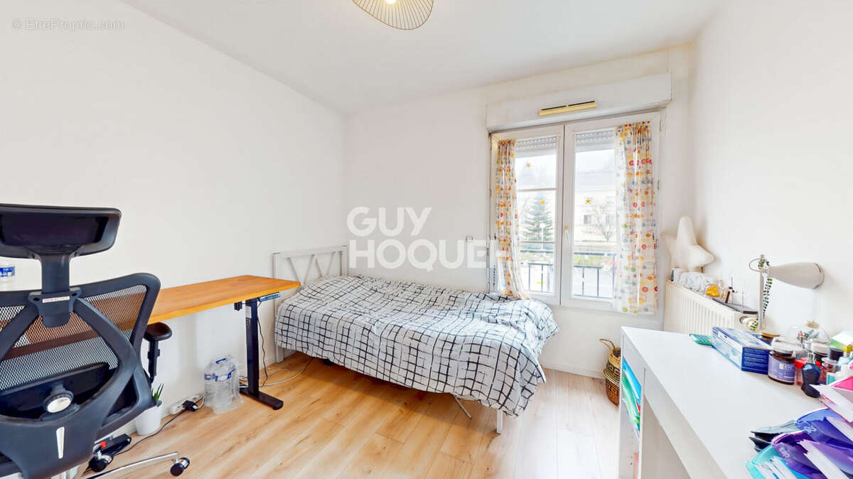 Maison à BAILLY-ROMAINVILLIERS