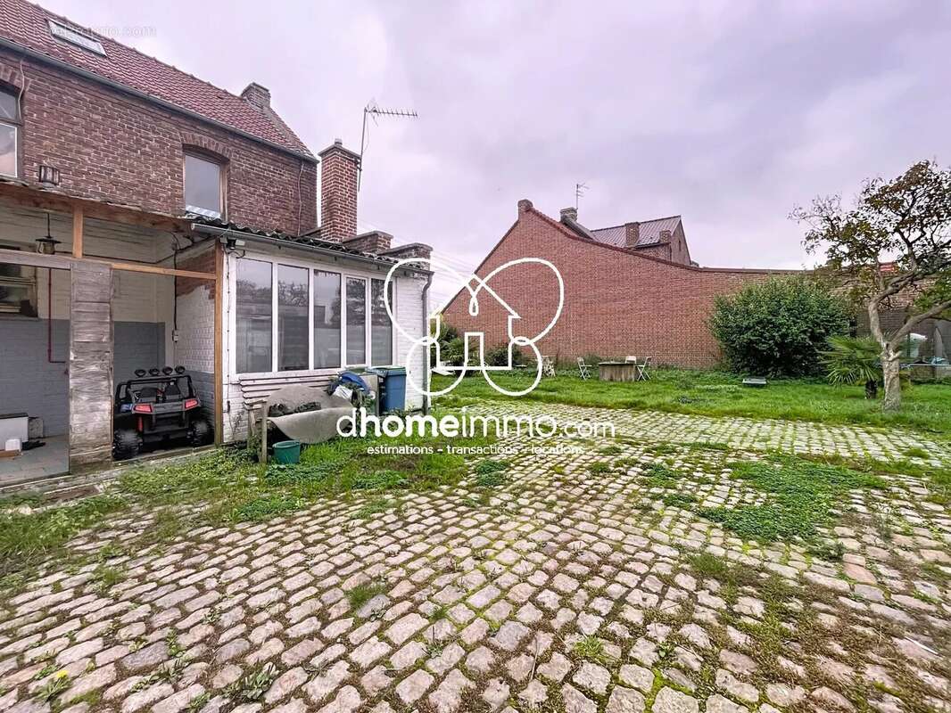 Maison à RAIMBEAUCOURT