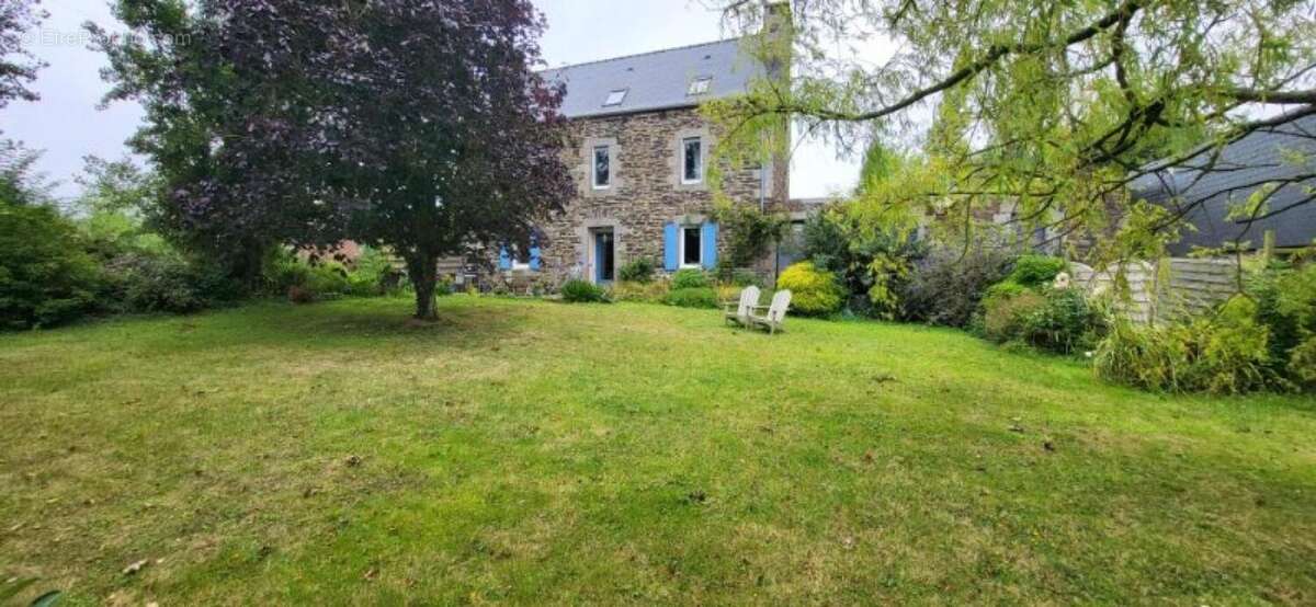 Maison à LANGOAT