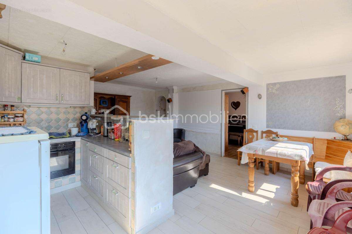 Menton - Val de Gorbio : Propriété vue mer sur terrain de 2 498 m² - photo 5