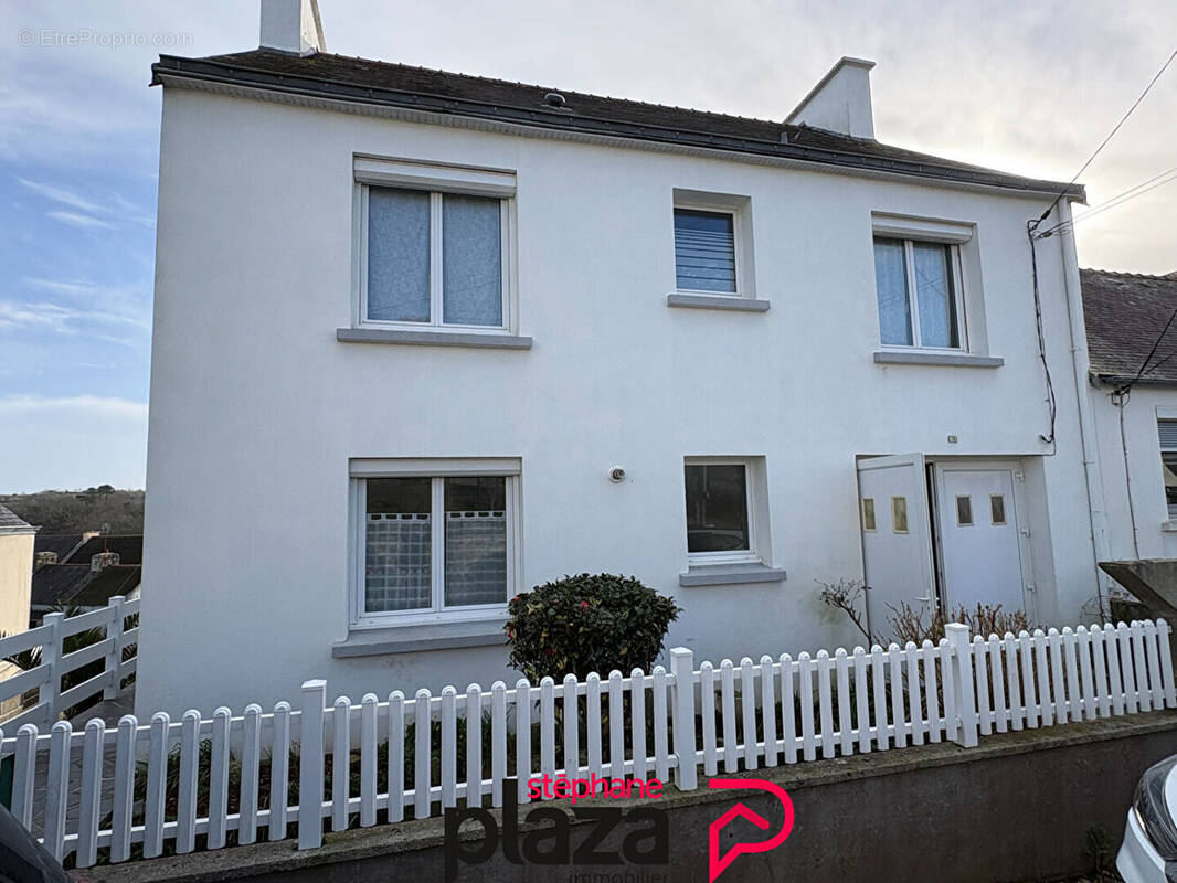 Maison à PONT-CROIX