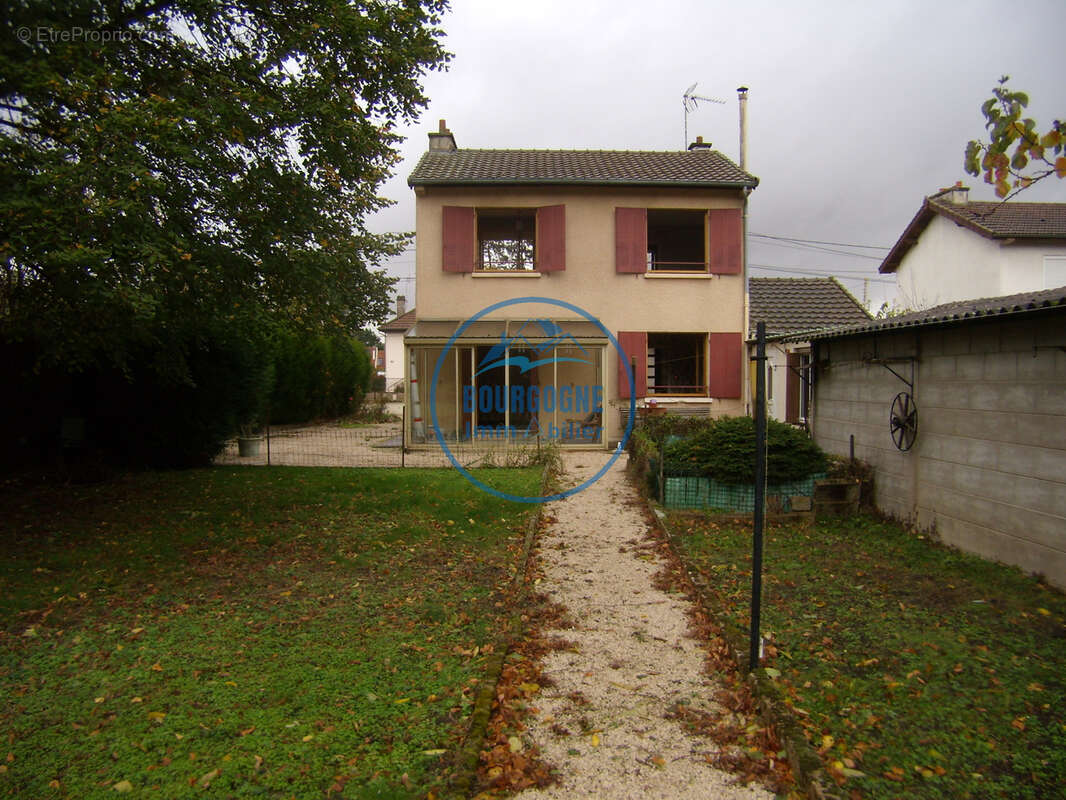 Maison à CHALON-SUR-SAONE