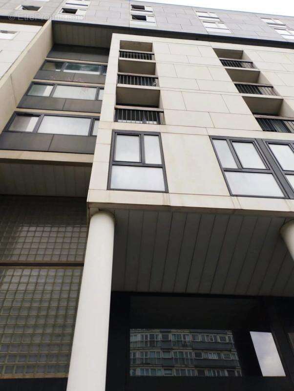 Appartement à PARIS-19E