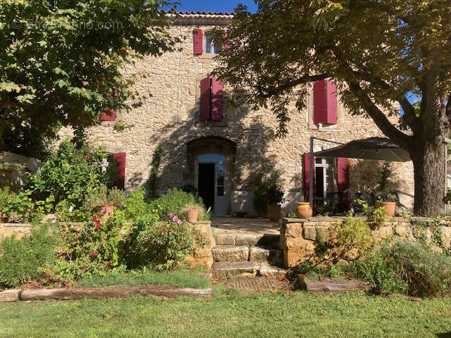 Maison à COUDOUX